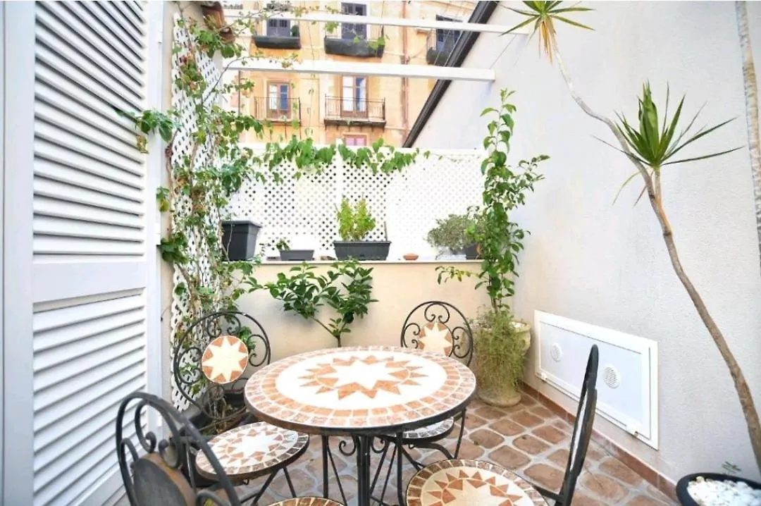 San Francesco Rooms L.T. Palermo Bed and breakfast