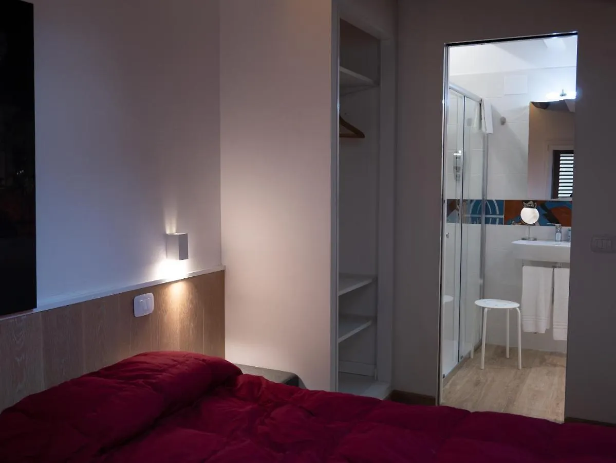 San Francesco Rooms And Apartment With Terrace In Palermo Locazione Turistica 2*,