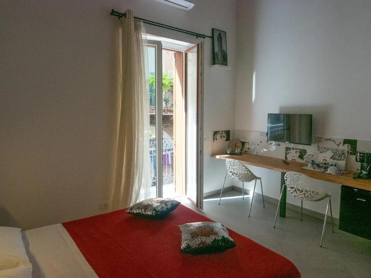 San Francesco Rooms And Apartment With Terrace In Palermo Locazione Turistica Italy